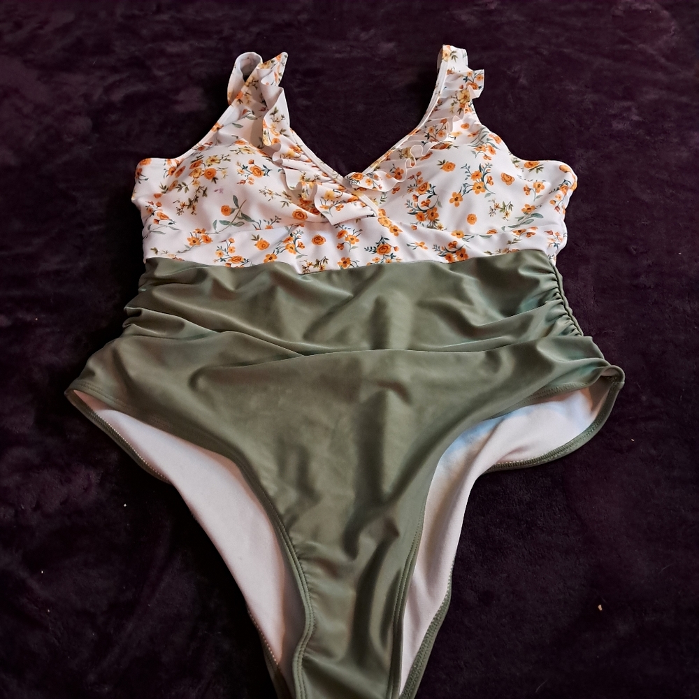 Shein Colorblock Floral Bathing Suit 3X